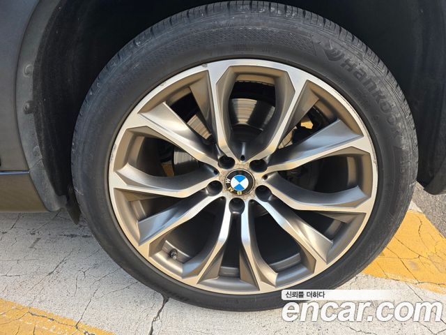 BMW X6 (F16) xDrive 40d 2016 — фото 5