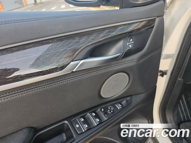 BMW X6 (F16) xDrive 40d 2016 — фото 6