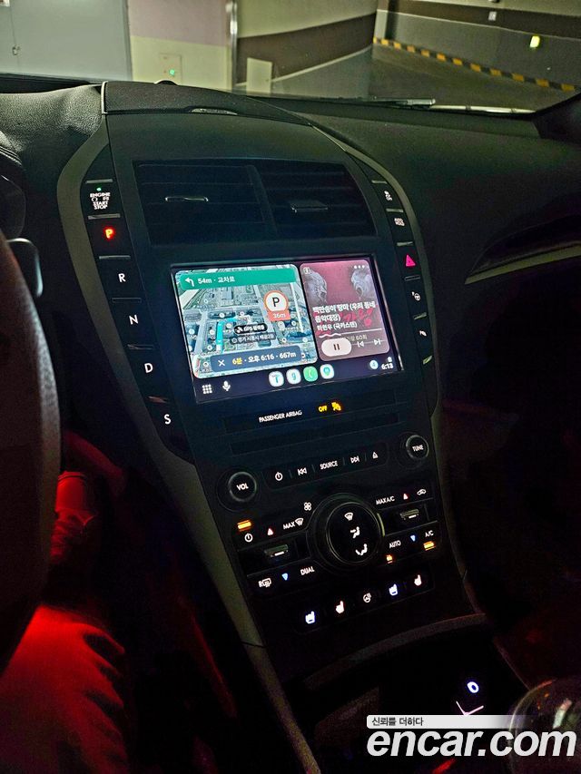 Lincoln MKZ 2.0 AWD 2nd 2017 — фото 12