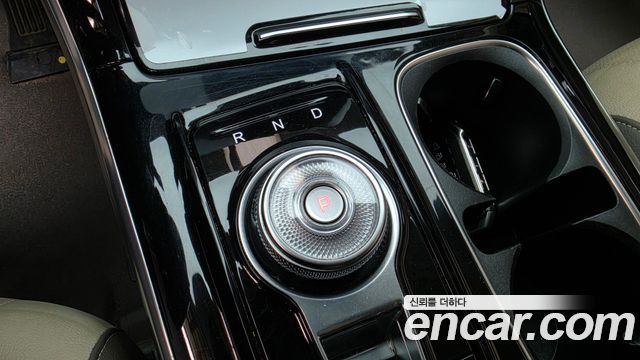 Kia Carnival (IV) Gasoline 9-Seater Signature 2023 — фото 9