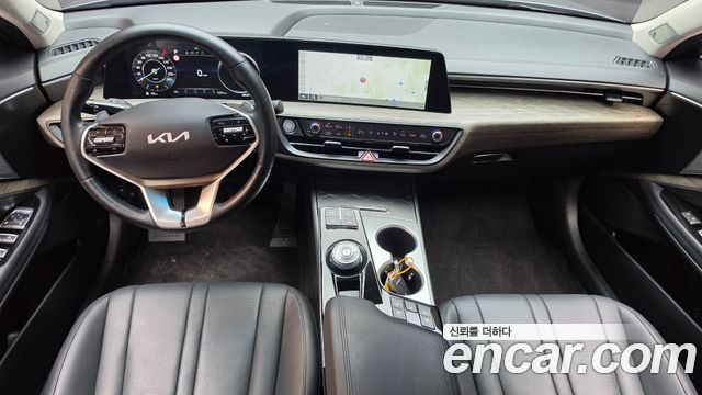 Kia K8 2.5 Gasoline 2WD Noblesse 2023 — фото 7