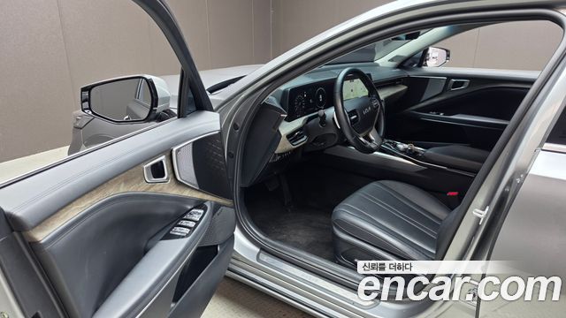 Kia K8 2.5 Gasoline 2WD Noblesse 2023 — фото 10
