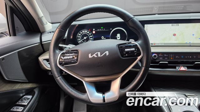 Kia K8 2.5 Gasoline 2WD Noblesse 2023 — фото 19