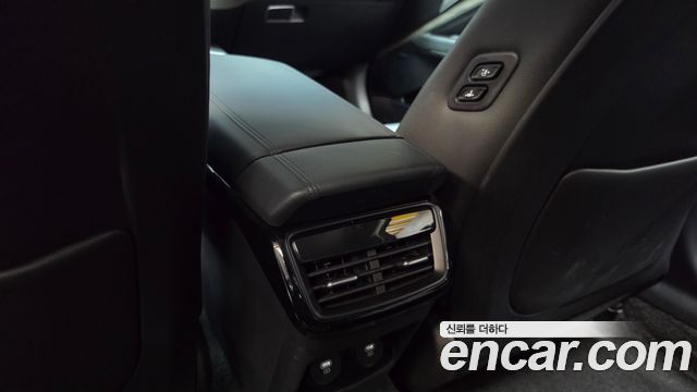 Kia K8 2.5 Gasoline 2WD Noblesse 2023 — фото 28