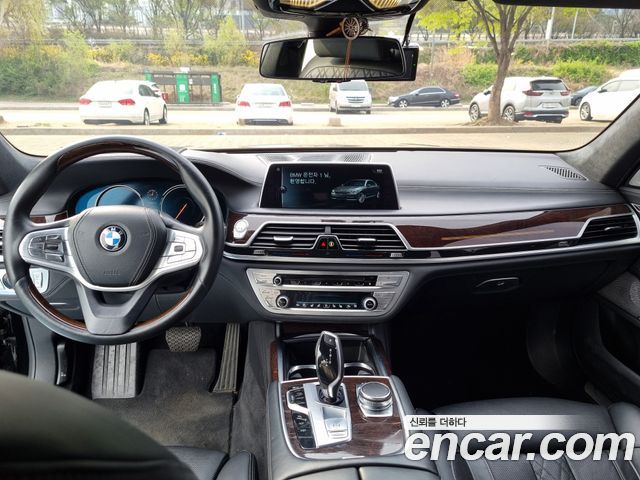 BMW 7 Series (G11) 750Li xDrive Prestige 2016 — фото 8