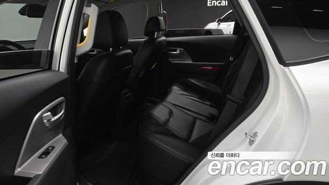 Kia Niro Plus Air (Taxi Trim) 2024 — фото 15