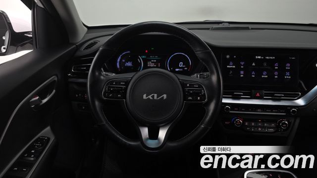 Kia Niro Plus Air (Taxi Trim) 2024 — фото 18