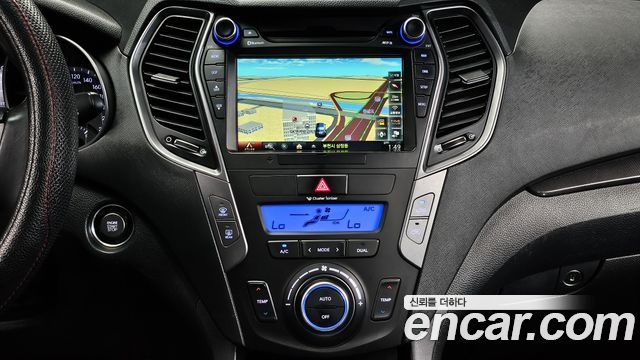Hyundai Santa Fe (DM) Diesel(e-VGT) 2.0 2WD Premium 2013 — фото 14