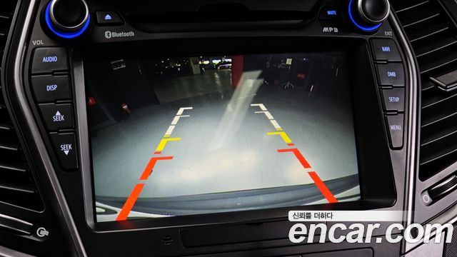 Hyundai Santa Fe (DM) Diesel(e-VGT) 2.0 2WD Premium 2013 — фото 15