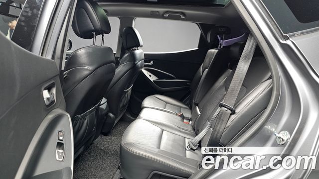 Hyundai Santa Fe (DM) Diesel(e-VGT) 2.0 2WD Premium 2013 — фото 26