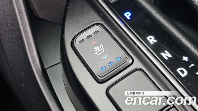 Hyundai Santa Fe (DM) Diesel(e-VGT) 2.0 2WD Premium 2013 — фото 27
