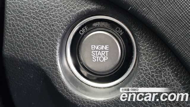 Hyundai Santa Fe (DM) Diesel(e-VGT) 2.0 2WD Premium 2013 — фото 28