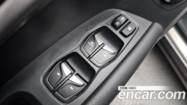 Hyundai Santa Fe (DM) Diesel(e-VGT) 2.0 2WD Premium 2013 — фото 30