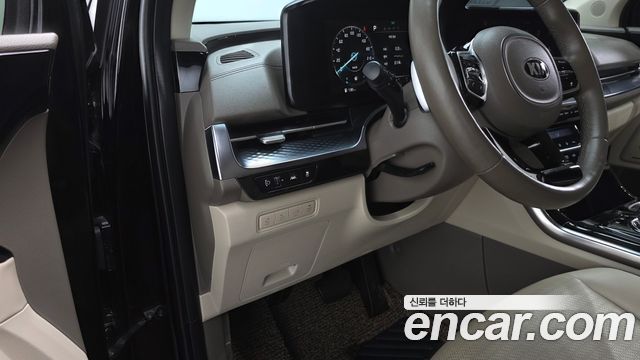 Kia Carnival (IV) Gasoline 9-Seater Hi-Limousine Signature 2021 — фото 13