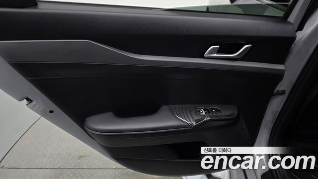 Kia K5 (III) 2.0 LPi(Rent) Prestige 2025 — фото 25