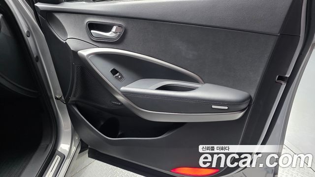 Hyundai Maxcruise Diesel(e-VGT) 2.2 2WD Exclusive Special 2015 — фото 24