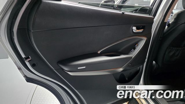 Hyundai Maxcruise Diesel(e-VGT) 2.2 2WD Exclusive Special 2015 — фото 25