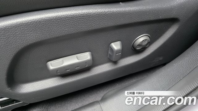 Hyundai Maxcruise Diesel(e-VGT) 2.2 2WD Exclusive Special 2015 — фото 31