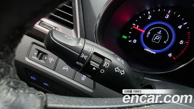 Hyundai Maxcruise Diesel(e-VGT) 2.2 2WD Exclusive Special 2015 — фото 34