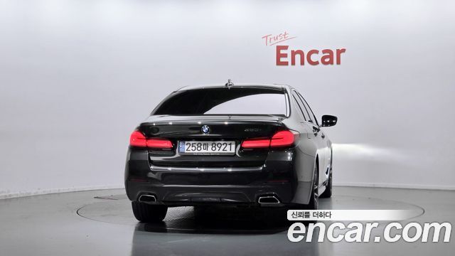 BMW 5 Series (G30) 520i M Sport 2022 — фото 4