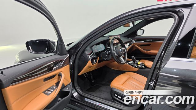 BMW 5 Series (G30) 520i M Sport 2022 — фото 10