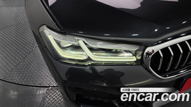 BMW 5 Series (G30) 520i M Sport 2022 — фото 22