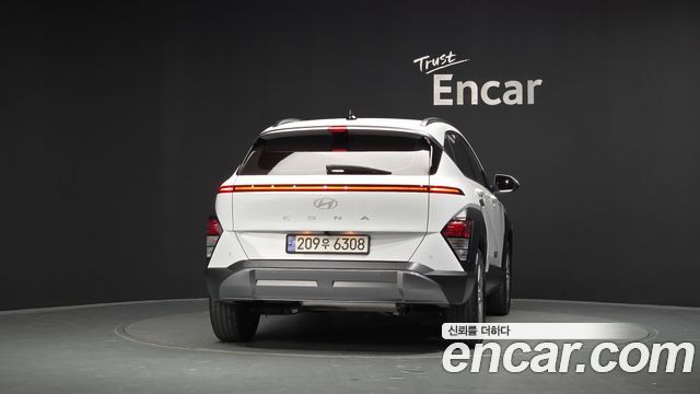 Hyundai Kona Hybrid (SX2) Premium 2023 — фото 4