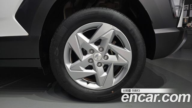Hyundai Kona Hybrid (SX2) Premium 2023 — фото 21