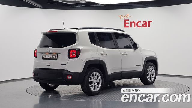 Jeep Renegade 2.4 Longitude 2020 — фото 2