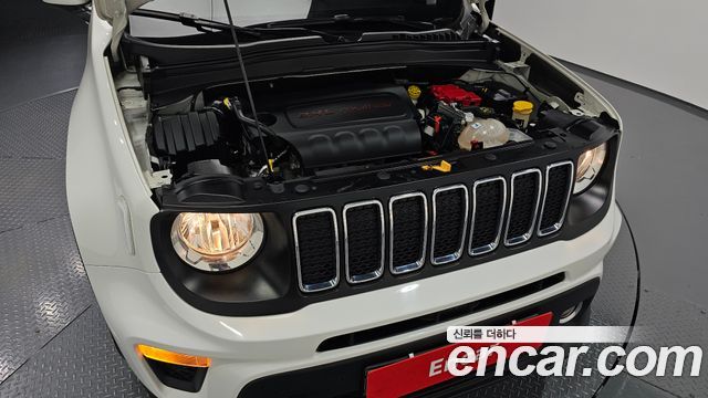 Jeep Renegade 2.4 Longitude 2020 — фото 6