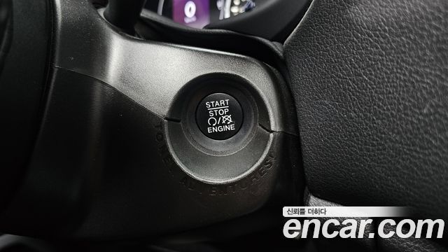 Jeep Renegade 2.4 Longitude 2020 — фото 27