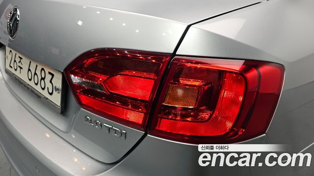 Volkswagen Jetta 2.0 TDI 6th 2013 — фото 23