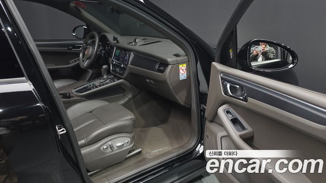 Porsche Macan 2.0 95B 2021 — фото 22