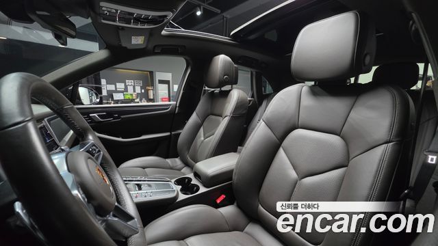 Porsche Macan 2.0 95B 2021 — фото 24