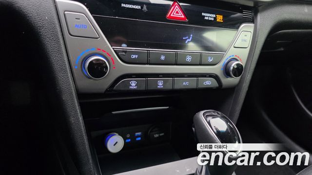 Hyundai Avante (AD) 1.6 e-VGT Premium 2016 — фото 16