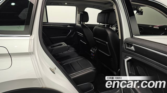 Volkswagen Tiguan (II) 2.0 TDI Prestige 2020 — фото 12