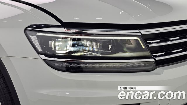 Volkswagen Tiguan (II) 2.0 TDI Prestige 2020 — фото 22