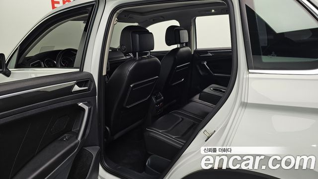 Volkswagen Tiguan (II) 2.0 TDI Prestige 2020 — фото 26