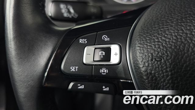 Volkswagen Tiguan (II) 2.0 TDI Prestige 2020 — фото 30