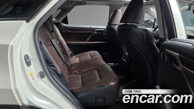 Lexus RX450h (IV) Executive 2017 — фото 11