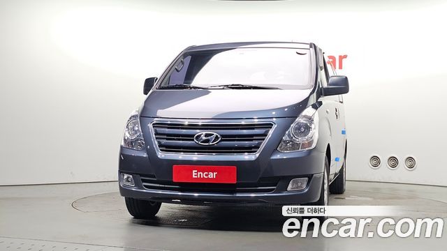 Hyundai Grand Starex 3-Seater LPi VAN Smart 2018 — фото 3