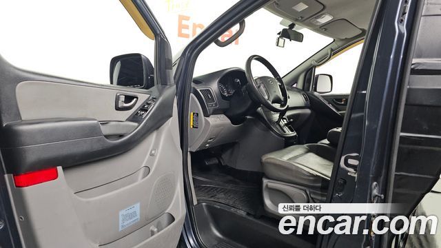 Hyundai Grand Starex 3-Seater LPi VAN Smart 2018 — фото 10