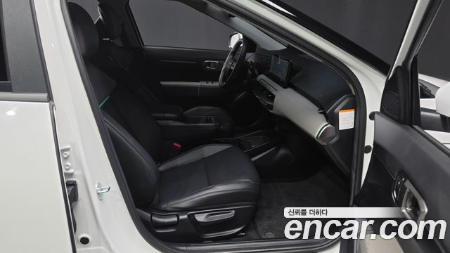 Kia EV4 Long Range 2WD Air 2026 — фото 12