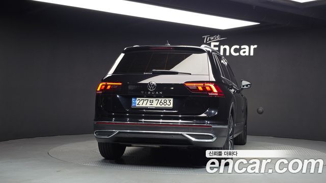Volkswagen Tiguan (II) 2.0 TDI Premium 2021 — фото 4
