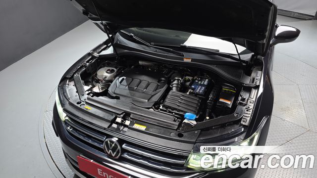 Volkswagen Tiguan (II) 2.0 TDI Premium 2021 — фото 6
