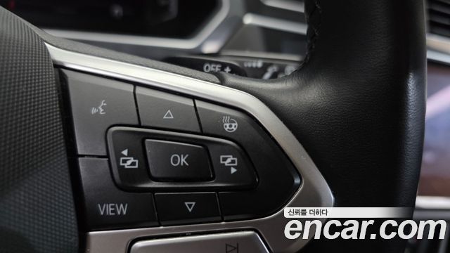 Volkswagen Tiguan (II) 2.0 TDI Premium 2021 — фото 17