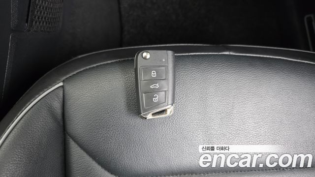 Volkswagen Tiguan (II) 2.0 TDI Premium 2021 — фото 30