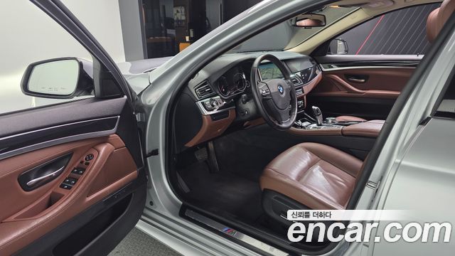 BMW 5 Series (F10) 520d xDrive M Aero Dynamic 2016 — фото 10