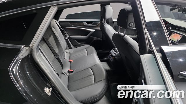 Audi A7 (4K) 45 TDI Quattro Premium 2021 — фото 11