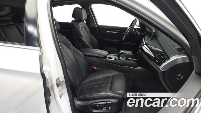 BMW X6 (F16) xDrive 30d 2019 — фото 11